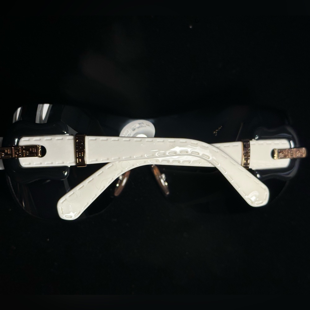 Fendi buckle sunglasses 🔥